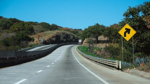 Peugeot 2008 électrique d'occasion : votre prochain choix malin !